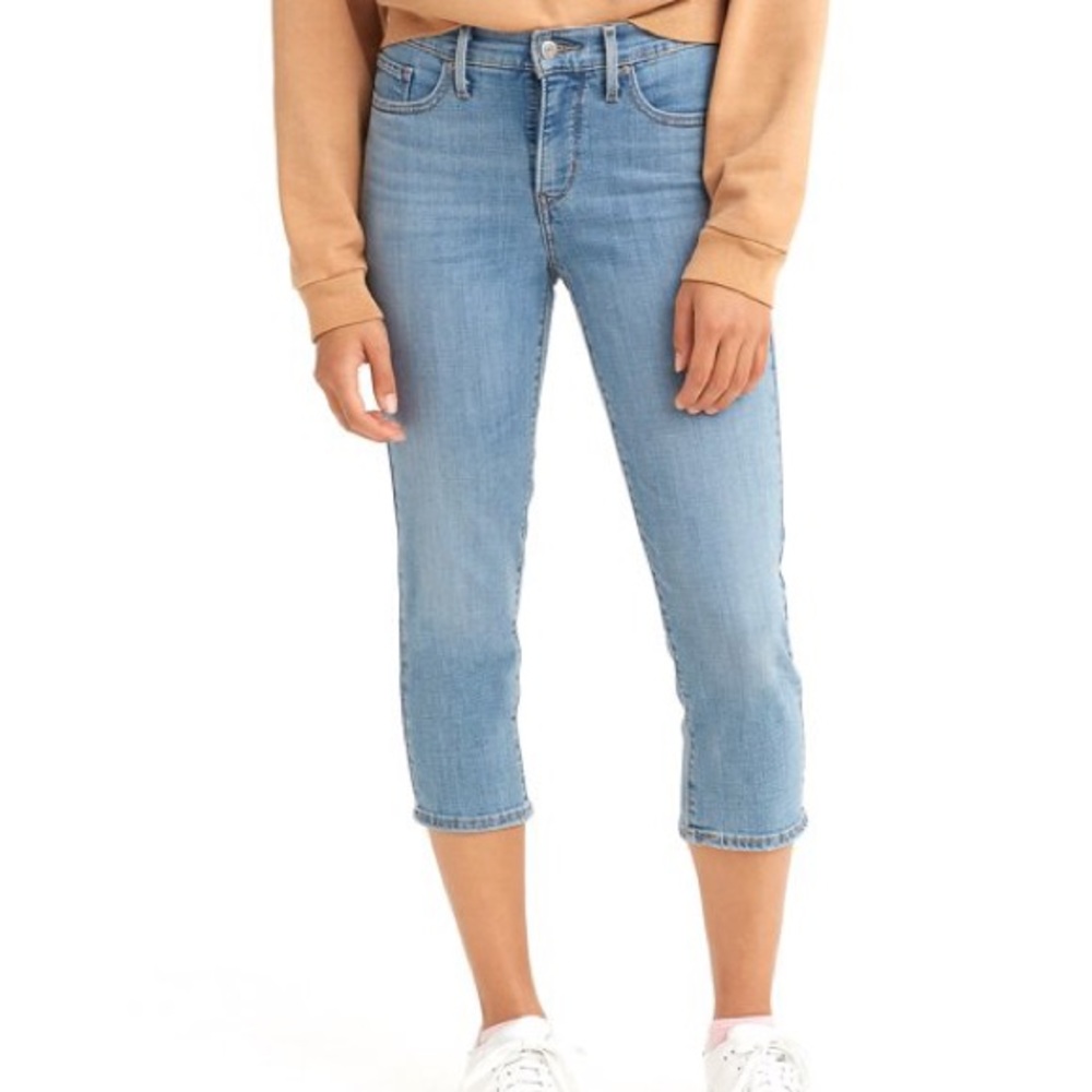 NWT Levis 311 shaping skinny capri